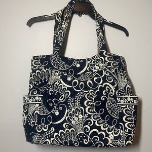 Vera Bradley shoulder bag. Navy and white! Great condition. 💙🤍